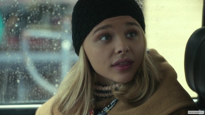 chloe-moretzorg-085.jpg