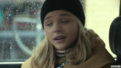 chloe-moretzorg-086.jpg