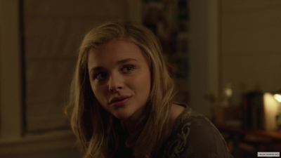 chloe-moretzorg-1049.jpg