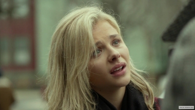 chloe-moretzorg-416.jpg