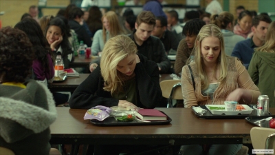 chloe-moretzorg-570.jpg