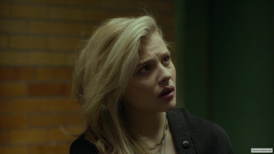 chloe-moretzorg-604.jpg