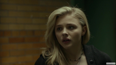 chloe-moretzorg-614.jpg