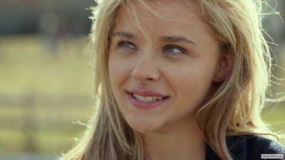 chloe-moretzorg-666.jpg