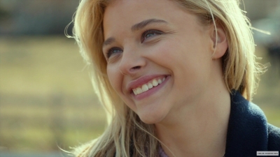 chloe-moretzorg-670.jpg