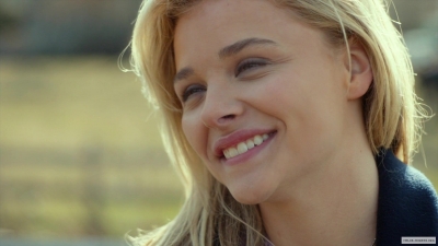 chloe-moretzorg-671.jpg