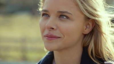 chloe-moretzorg-674.jpg
