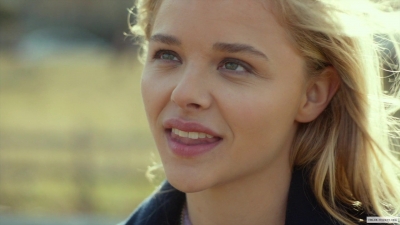 chloe-moretzorg-677.jpg