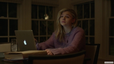 chloe-moretzorg-811.jpg