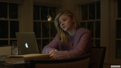 chloe-moretzorg-817.jpg