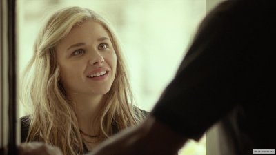 chloe-moretzorg-919.jpg