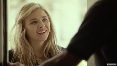 chloe-moretzorg-920.jpg