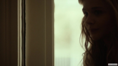 chloe-moretzorg-929.jpg