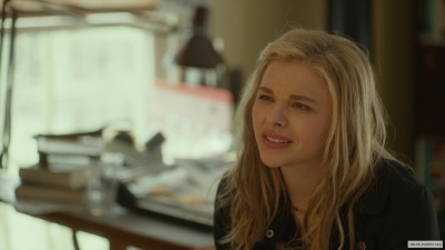 chloe-moretzorg-970.jpg