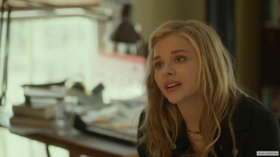 chloe-moretzorg-973.jpg