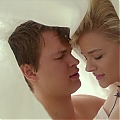 chloe-moretzorg-158.jpg