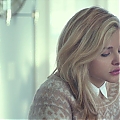 chloe-moretzorg-325.jpg