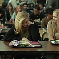 chloe-moretzorg-560.jpg