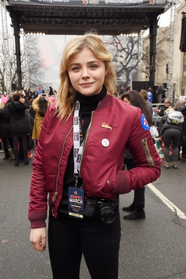 1485038693576_chloe_moretz_womens_march_on_washington_5.jpg