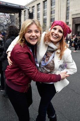 1485038716058_chloe_moretz_womens_march_on_washington_8.jpg