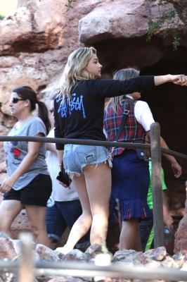 Chloe-Moretz-in-Shorts-at-Disneyland--09.jpg