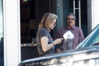 Leaving_Republic_restaurant_in_LA_281529.jpg