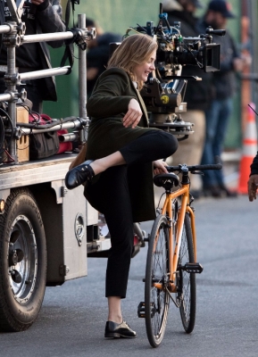 On_set_filming_her_new_movie__The_Widow__in_NYC_282929.jpg