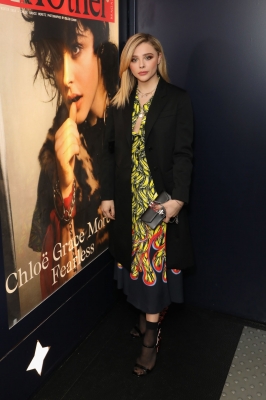 chloe-6~0.jpg
