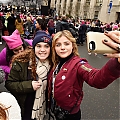 1485038725970_chloe_moretz_womens_march_on_washington_9.jpg