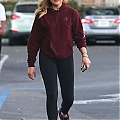 Chloe-Moretz_-Stops-By-The-Coffee-Bean--08.jpg