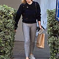 Chloe2BGrace2BMoretz2BChloe2BGrace2BMoretz2BLeaves2Bpd-wbLLa7YPl.jpg