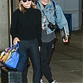 Spotted_at_JFK_Airport_with_Brooklyn_Beckham_in_NYC_28329.jpg