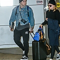 Spotted_at_JFK_Airport_with_Brooklyn_Beckham_in_NYC_28929.jpg